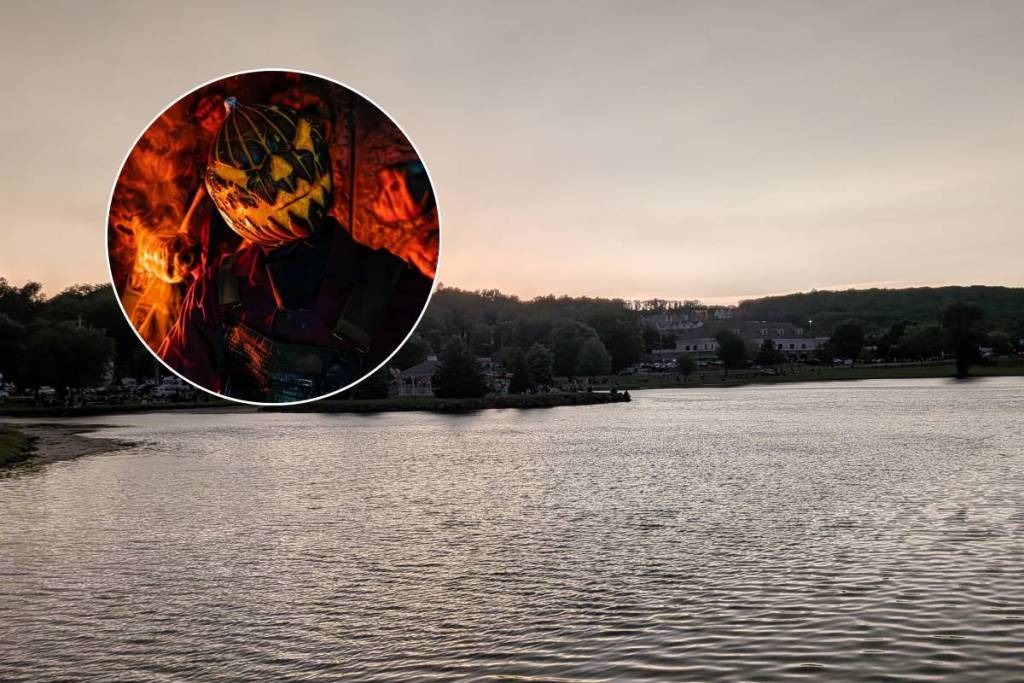 Questo tranquillo villaggio del XIX secolo nell’Upstate di New York ospita un percorso infestato lungo 6.344 piedi, da Guinness dei Primati, che riaprirà questo settembre