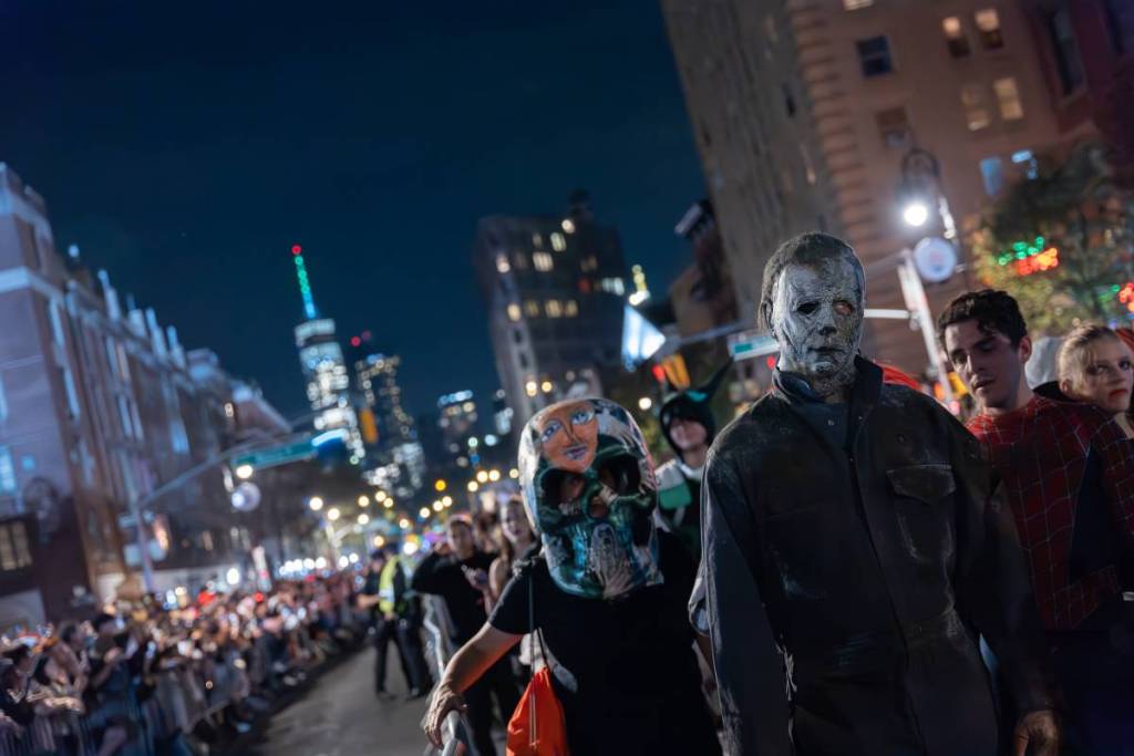 El desfile de Halloween más grande del mundo, que cierra la Sexta Avenida de Nueva York, ha revelado su tema para 2026