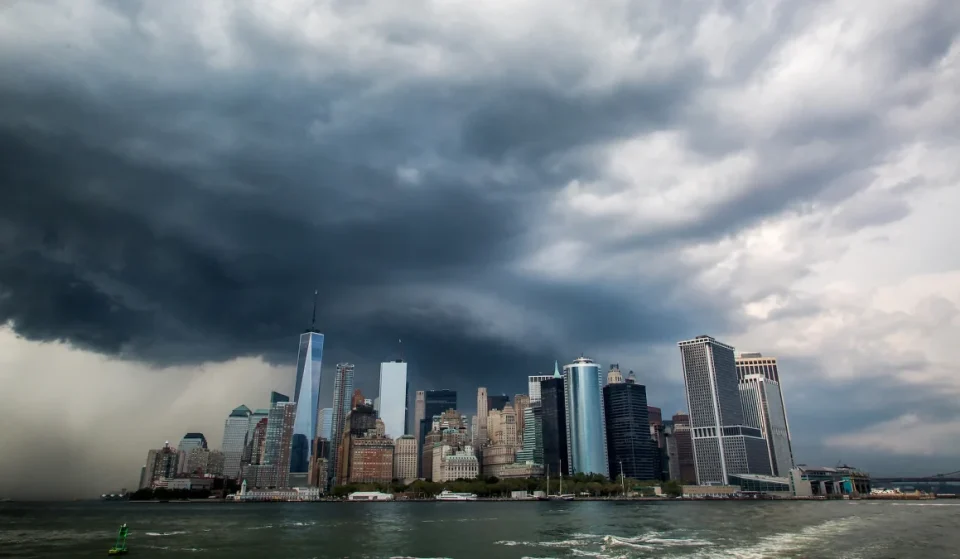 Live-Updates zum „Nor’easter“ in NYC: Große Sperrungen, Festivalabsagen, Änderungen im Nahverkehr, Überschwemmungsgefahr und bereits ausgegebene Notfallwarnungen