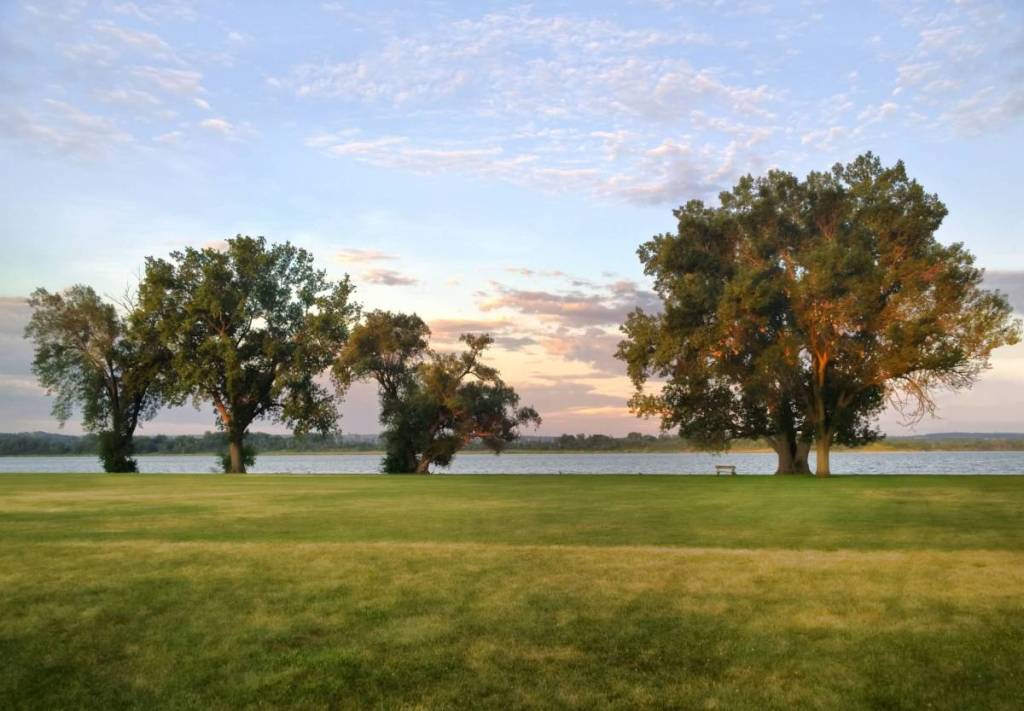 Un pequeño pueblo a orillas de un lago en el norte del estado de Nueva York acaba de ser nombrado el «lugar más agradable» de Estados Unidos para 2026