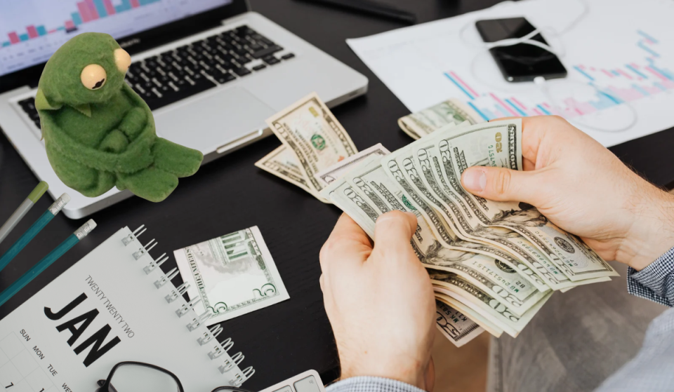 Pour la première fois depuis 2024, le salaire minimum à New York n’augmentera pas à l’arrivée de la nouvelle année — Voici pourquoi