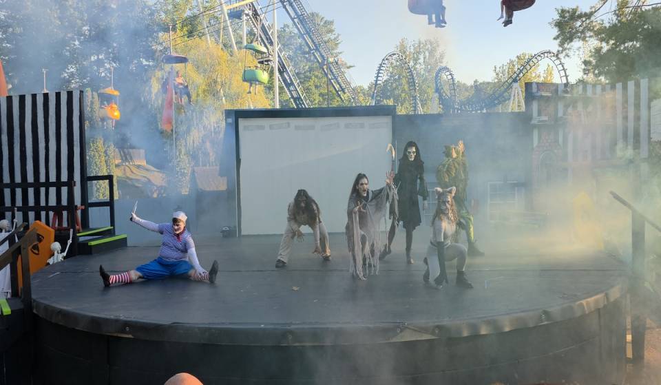 Das Great Escape Resort hat gerade sein bisher wildestes Halloween-„Fright Fest“ gestartet und 350 Acres in eine furchterregende Schreckzone mit Grunge-Monstern aus den 90ern und 4 Geisterhäusern verwandelt