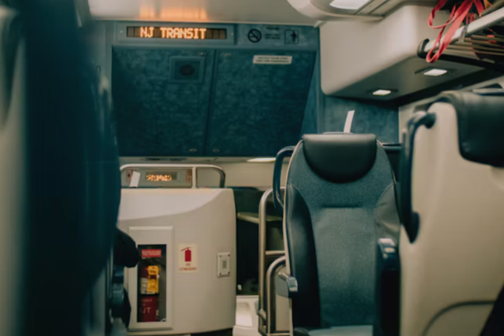 « Mise à jour importante sur le service » : les suspensions et les déviations de NJ TRANSIT sont désormais en vigueur pour 5 semaines — voici les lignes concernées et ce que les usagers doivent savoir