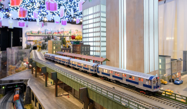 NYC’s beloved free Holiday Train Show returns to one of America’s most beautiful train stations this November