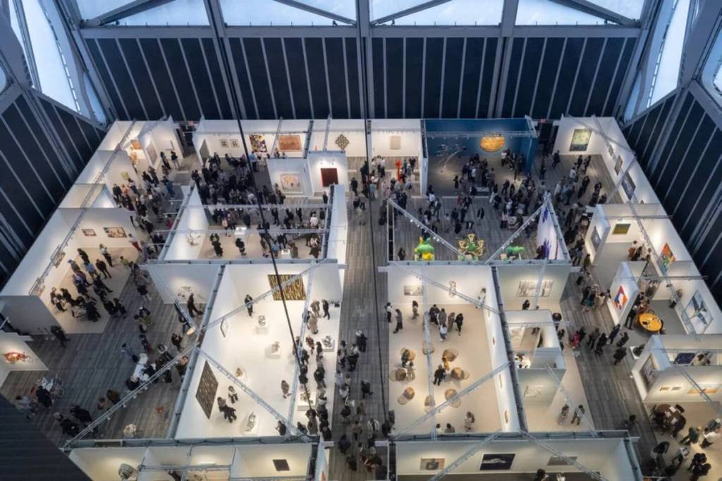Eine in ihrer Art einzigartige NYC Art Week steht diesen November bevor: Über 80 Galerien, große Museen und vier Kerngebiete schließen sich zu einem riesigen viertägigen Kulturereignis zusammen