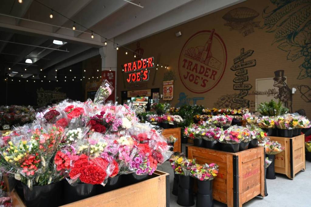 Nach 6 Jahren bekommt ein beliebtes New Yorker Einzelhandels-Wahrzeichen endlich einen neuen Mieter: Trader Joe’s kommt offiziell nach Bay Ridge