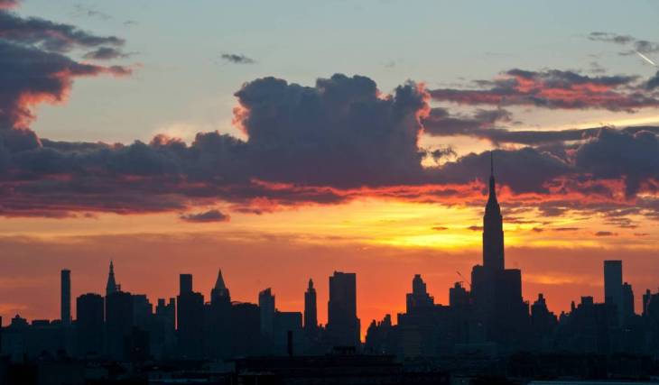 NYC is about to see its first 4:50 p.m. sunset of the season — and lose an hour of evening sunlight as daylight saving time ends this weekend