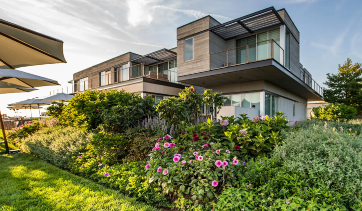 New York makes real estate history, tying for America’s most expensive metro area with 3 of the priciest zip codes in the top 10