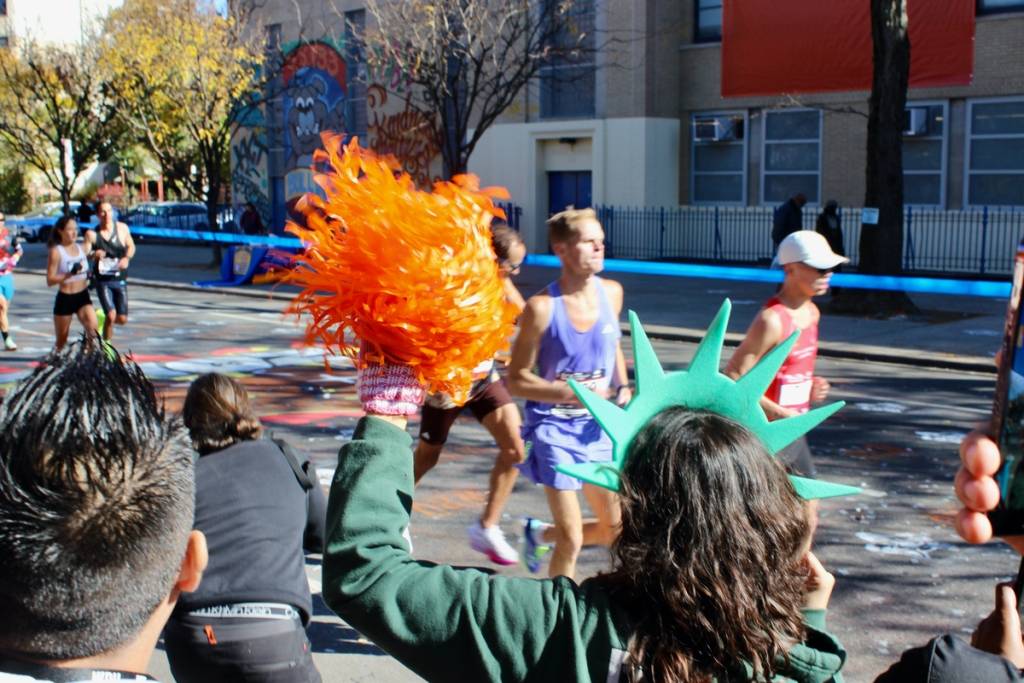 NYC marathon runner is paying $2.4k for people to cheer her on, and you can be one of them!