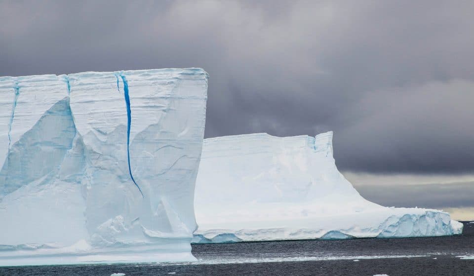 You Can Fly Over Antarctica For One Of The World’s Most Unique Scenic Flights