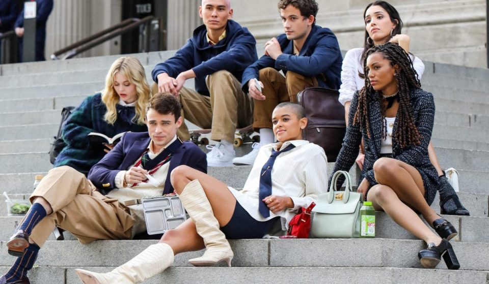 Drop Whatever You Are Doing, The Gossip Girl Reboot Is Here