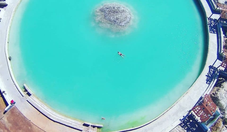 Soak And Float In This Stunning Turquoise Pool Near Wave Rock • Lake Magic