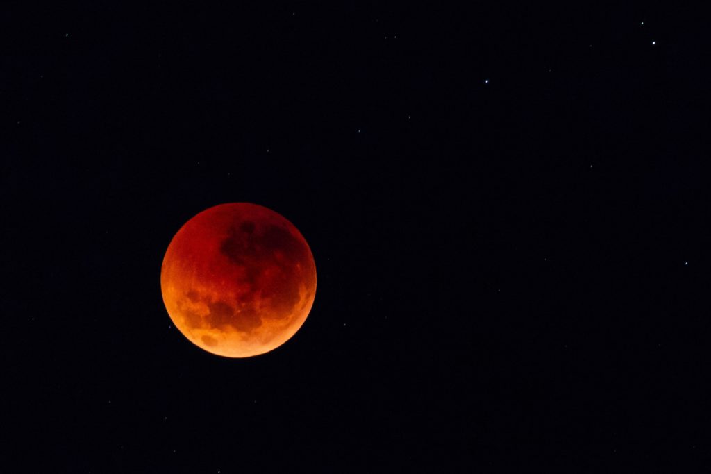 Perth Is Getting Its First Total Lunar Eclipse Of The Year Tomorrow