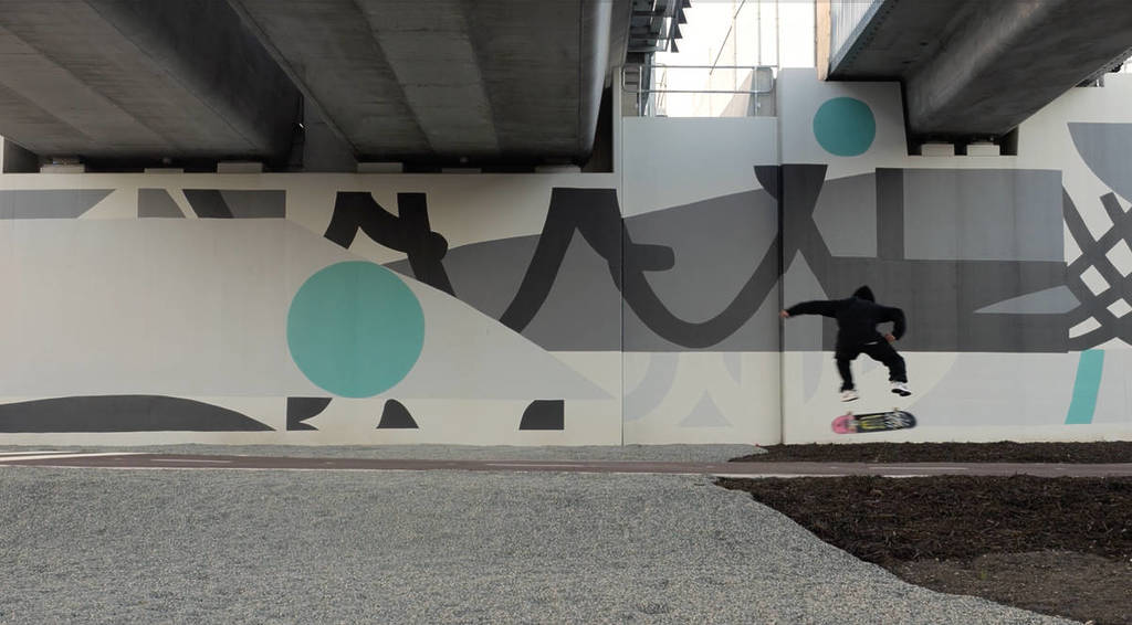Moving Colour - Linewide Graphic Trail05