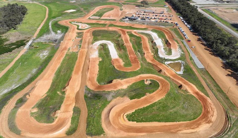 Western Australia officially opened its third permanent racing circuit —just 400 km from Perth