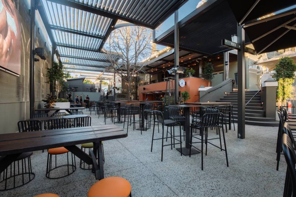 Broken Hill Hotel Venue - Two Mile Spring Bar photo 3
