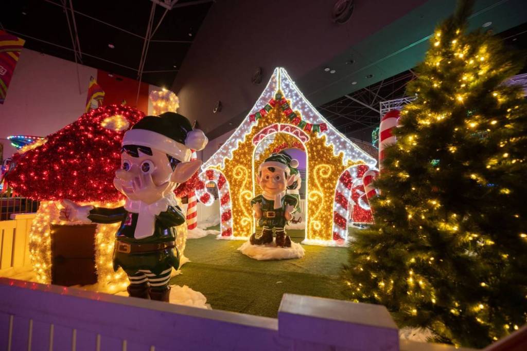 santa christmas village lights