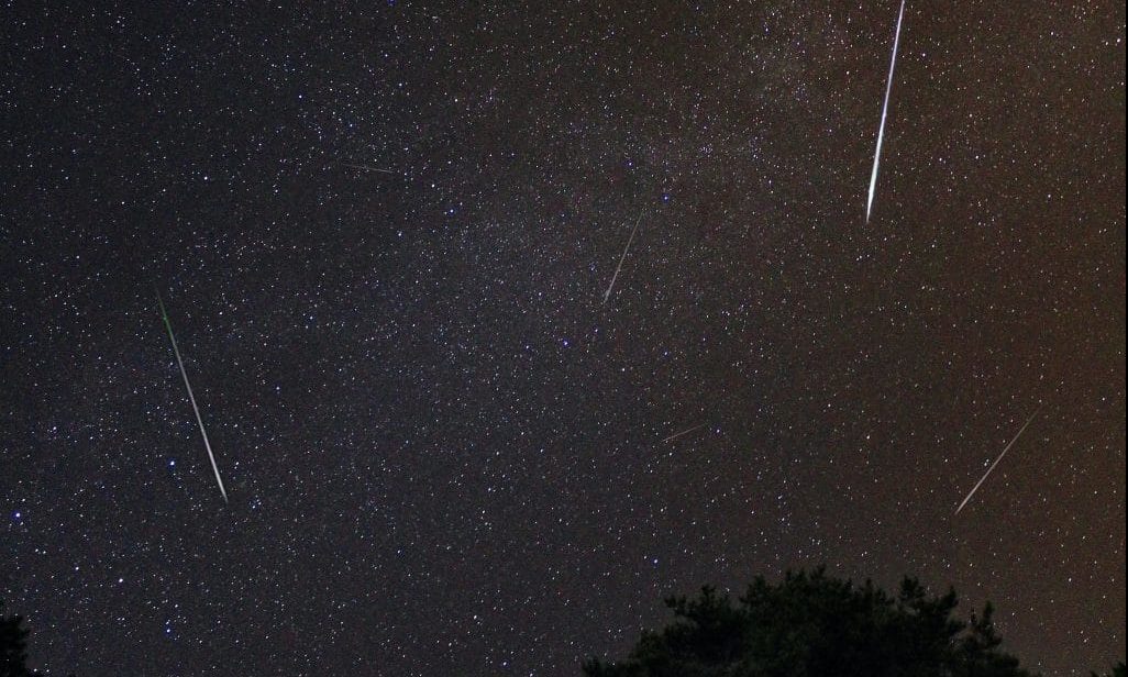 A Meteor Shower Glittered With Hundreds Of Shooting Stars Will Light Up