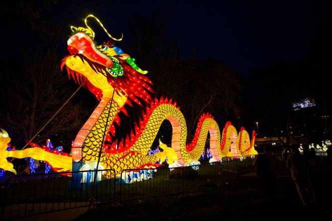 things to do in July; Chinese lantern festival