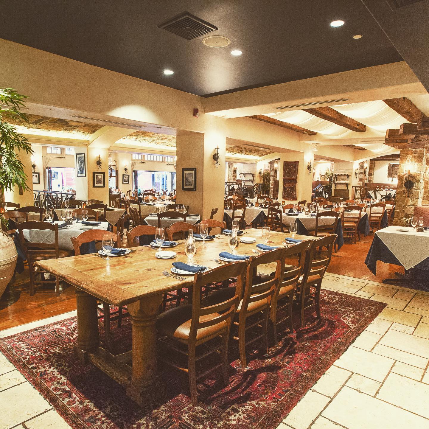 10 Of The Greatest Greek Restaurants In Philadelphia