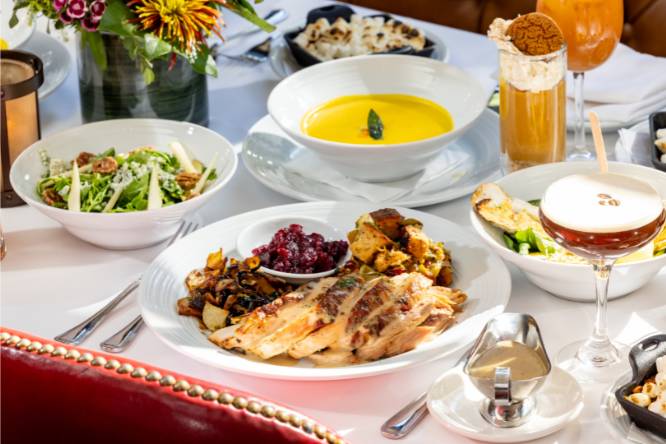 Here's Where To Dine In For Thanksgiving Dinner In Philly