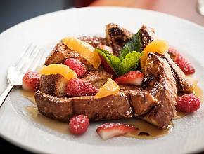 7 Places In Philly To Enjoy Bottomless Brunch