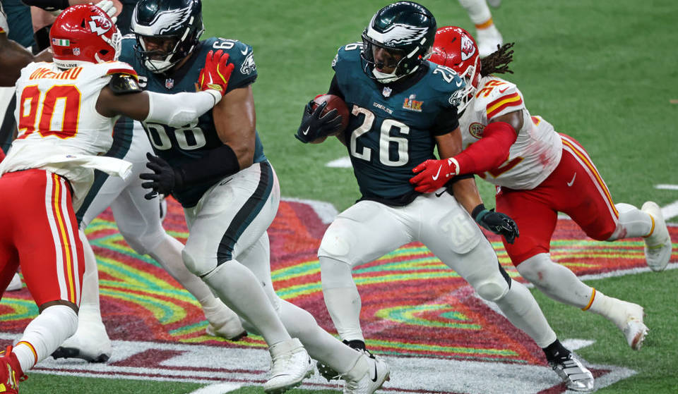 The Eagles’ Tush Push Gets a Wipe Out: Philly’s Most Famous Play Finds a Hilarious New Partner in DUDE Wipes