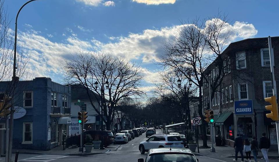 The Tiny Philly Suburb Of Narberth Feels Like A Charming Movie Set