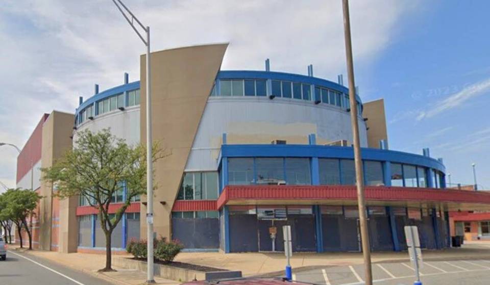 South Philly’s Riverview Plaza Movie Theater To Reopen In 2026 With City’s Only IMAX
