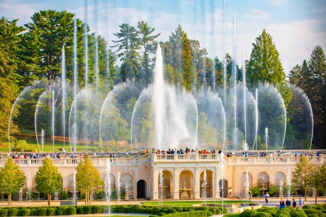 Longwood Gardens beautiful dancing fountain display