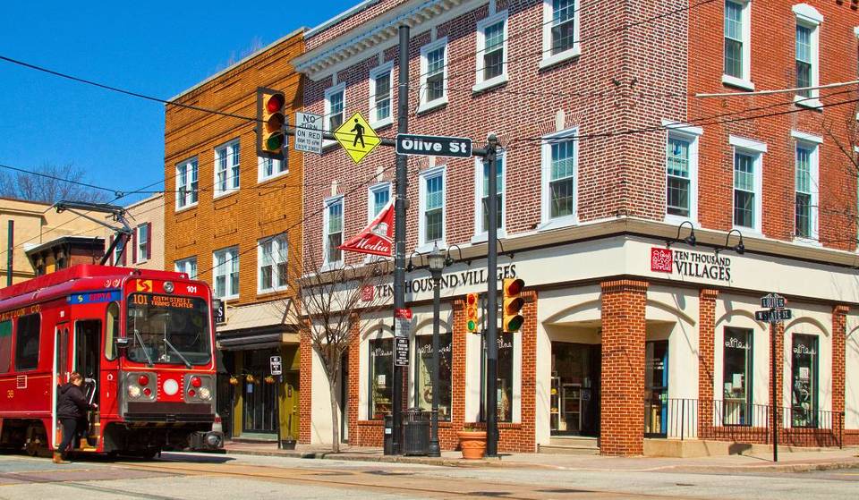 Discover Media, Pennsylvania — One Of The Last Suburban Towns in America With A Main Street Trolley