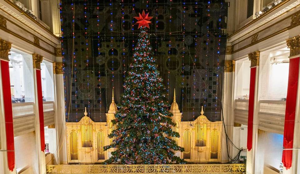The Iconic Wanamaker Light Show is Finally Back in Philadelphia—Here&#8217;s the Full 2025 Schedule and Organ Performance Times