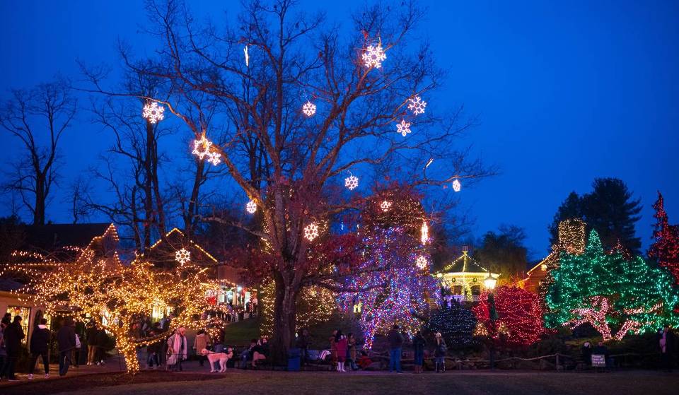 One Of The Best Christmas Towns In The U.S. Is Tucked Away Just Outside Of Philadelphia — Famous For Its 1920s Carousel And Gingerbread Displays