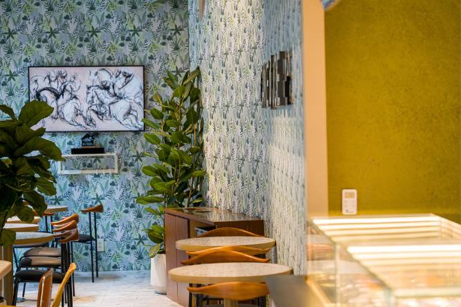 interior Cake & Joe Center City location