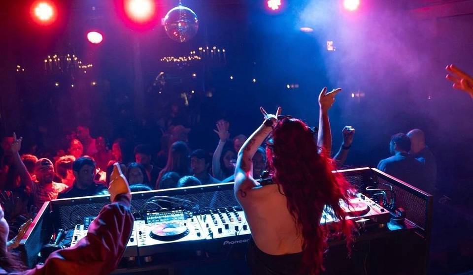 This New Champagne-Fueled ‘Liquid Brunch’ Is Turning Philadelphia’s Brunch Scene Into a Full-On Daytime Party Experience