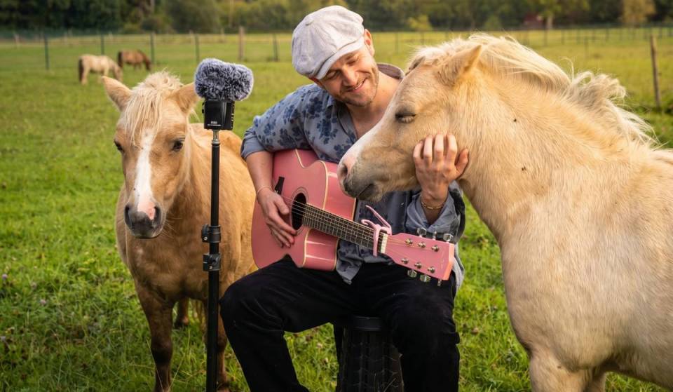 Viral French musician PLUMES will ‘exercise our animals’ bodies and minds’ with a historic four-day acoustic residency at the Philadelphia Zoo starting August 18