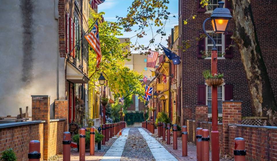 Tucked behind America’s oldest residential street, this hidden Philadelphia garden is hosting a free First Friday event with a “build-your-own flower bar” and wine
