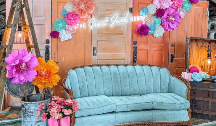 The Great Junk Hunt Is bringing a massive vintage market to Oaks for the first time this October