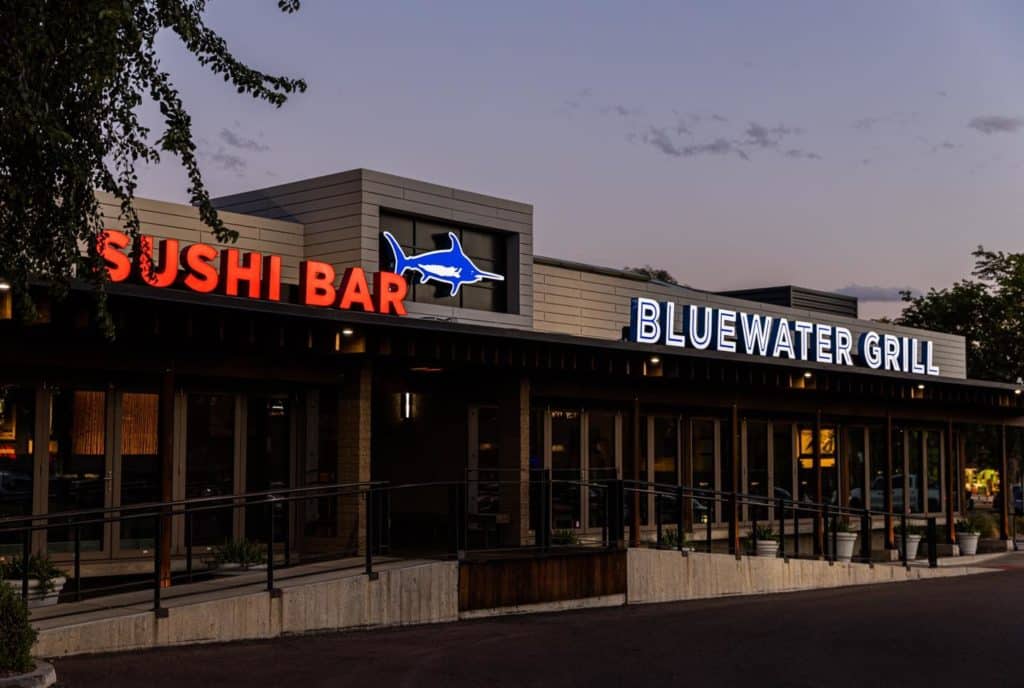 8 Superb Seafood Restaurants In Phoenix That'll Have You Hooked