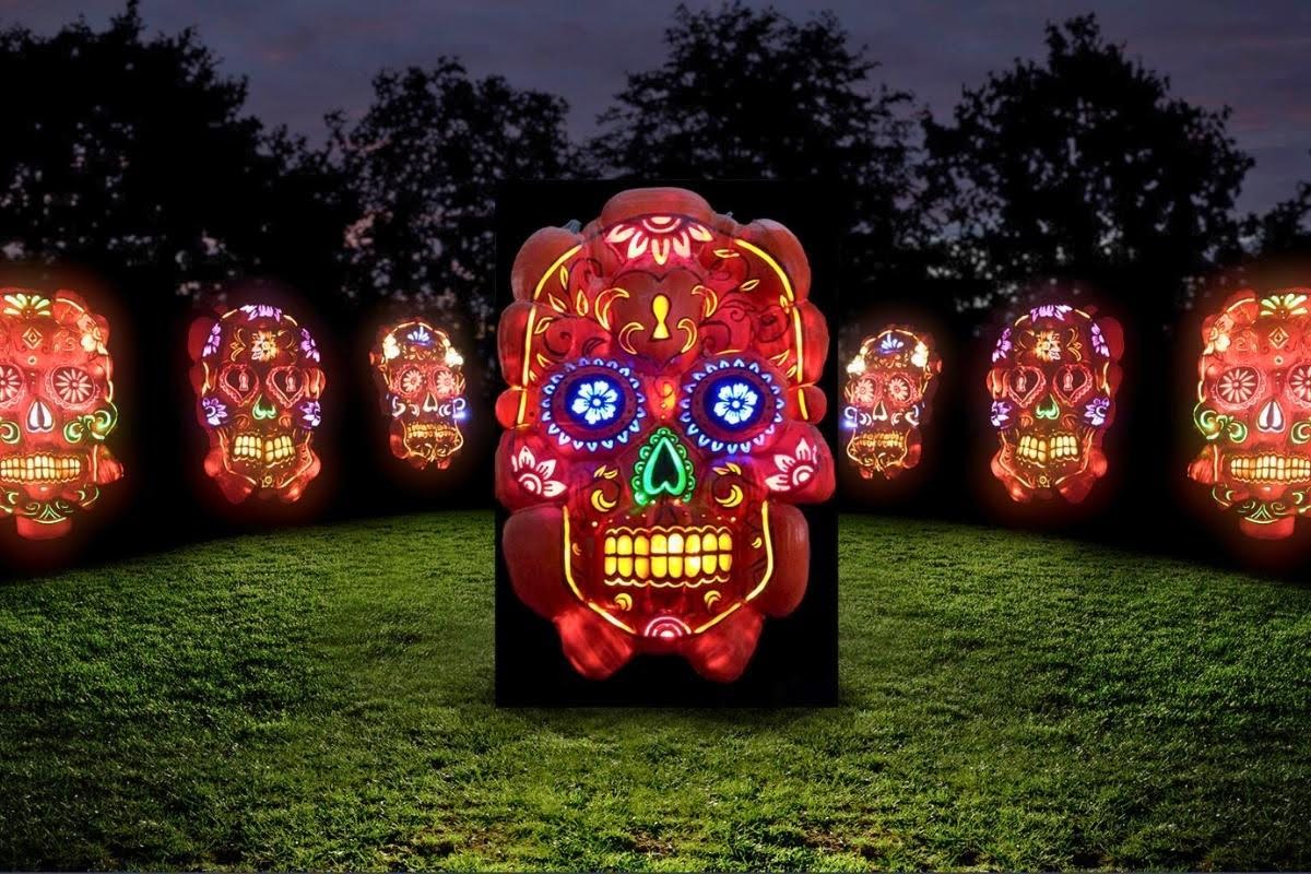 See 5,000+ Hand-Carved Craft Pumpkins At ‘Glowing Pumpkins,’ Leaving Phoenix Soon