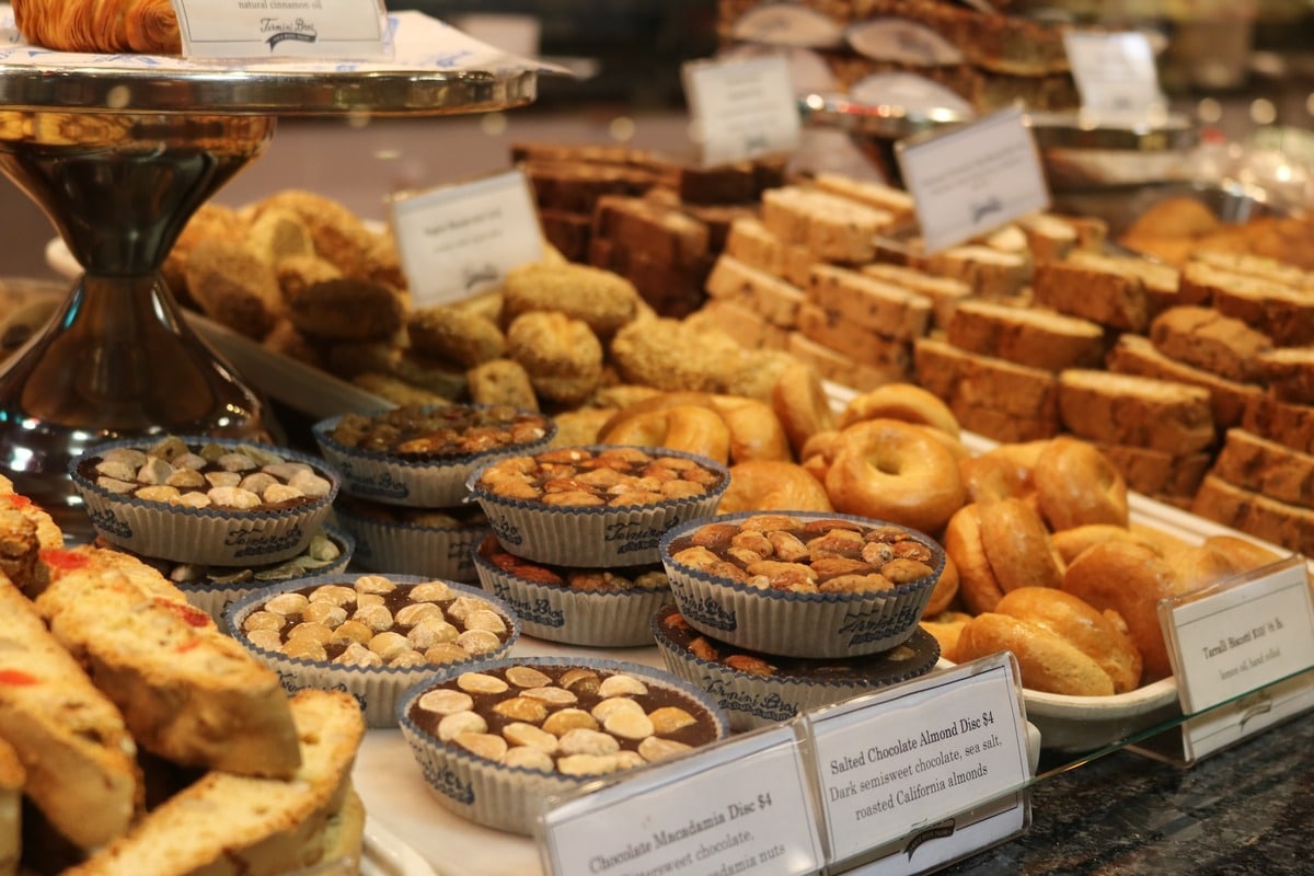 11 Brilliant Bakeries In Raleigh With The Best Baked Goods!
