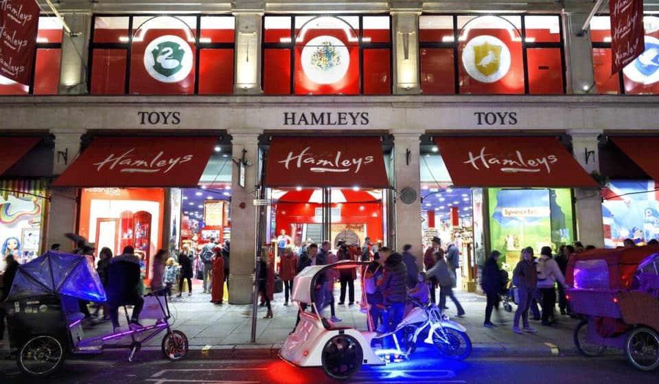 A Roma apre il famoso e grande negozio di giocattoli Hamleys