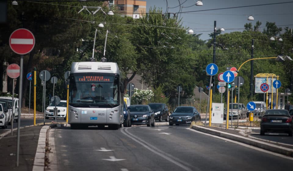 Da domani partirà l’agevolazione per il trasporto locale riservata agli under 19