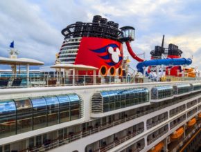 Scopri la Nuova Crociera Disney da Roma: Isole Greche e Magia per Famiglie nel 2026!