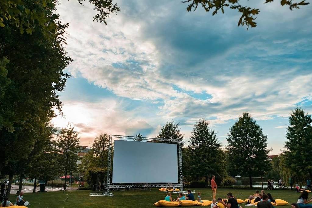 Cinema all'aperto