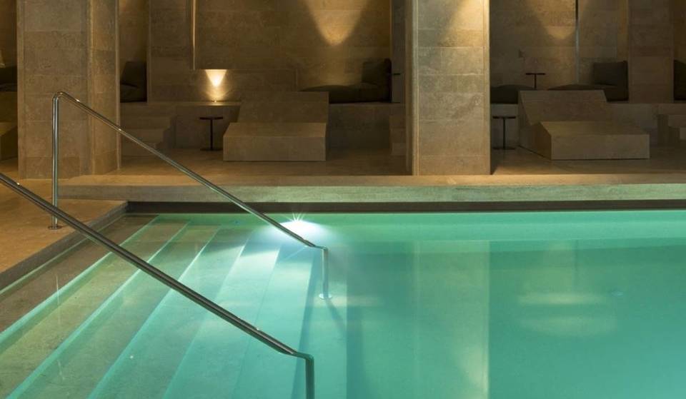 This heated pool in the heart of Rome is ideal for spending relaxing moments (even on rainy days)