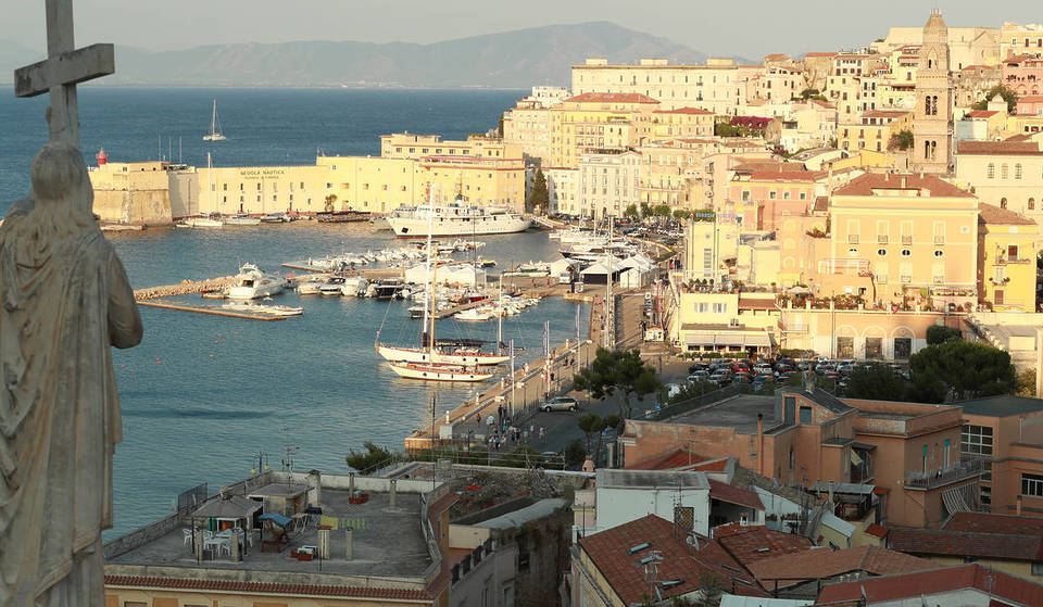 Questa località di mare nel Lazio definita &#8220;la città delle 100 chiese&#8221; è la meta ideale per il tuo weekend: si trova a solo due ore da Roma