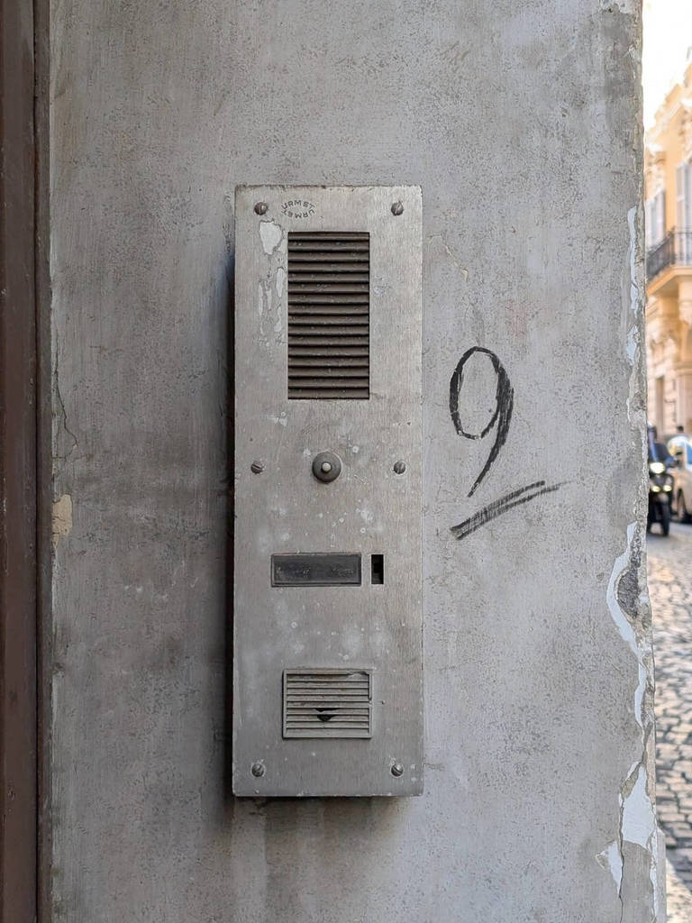 Edificio via Gregoriana 9