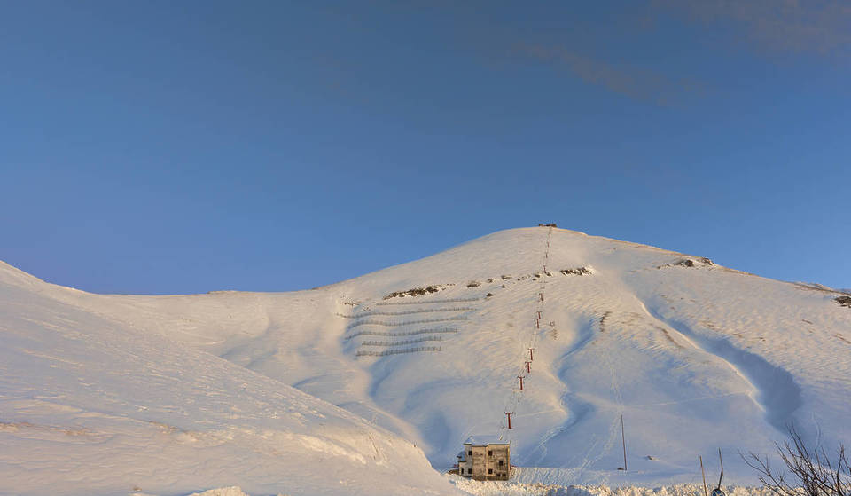 Nicht nur Skifahren: die Winteraktivität 90 Minuten von Rom entfernt für Anfänger, die mit heißem Glühwein und atemberaubenden Aussichten endet