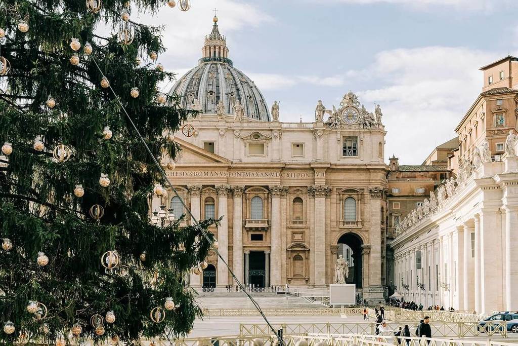 Albero di Natale in piazza San Pietro